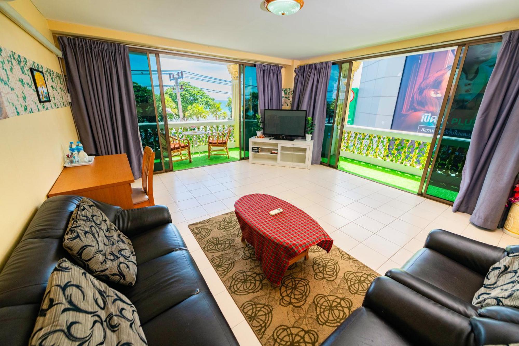Happy Vikings - Beachfront Jomtien Habitación foto