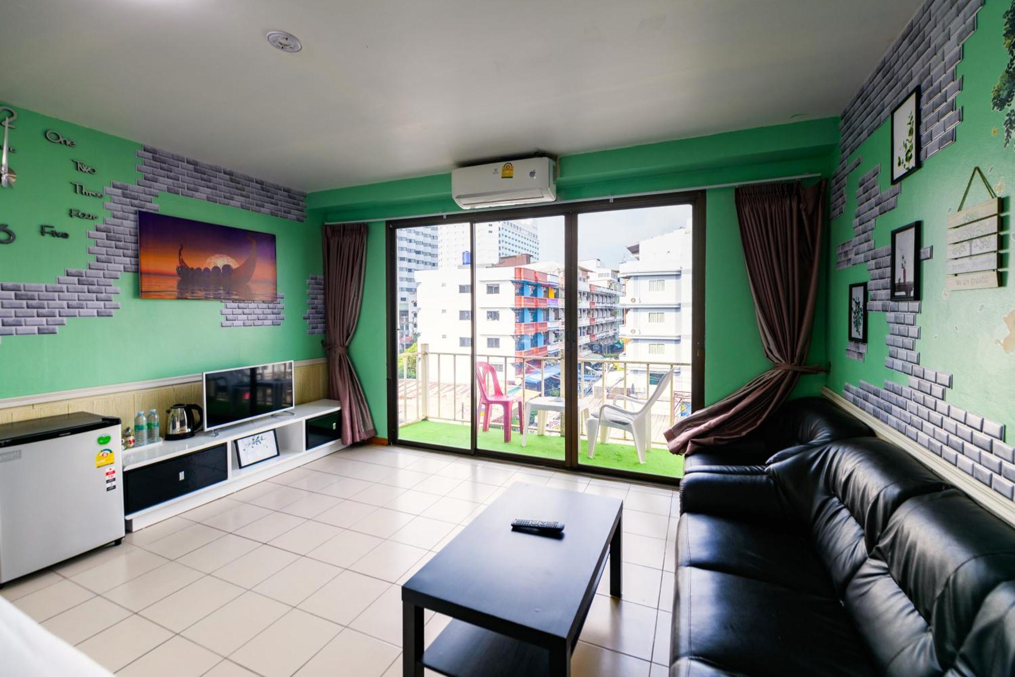 Happy Vikings - Beachfront Jomtien Habitación foto