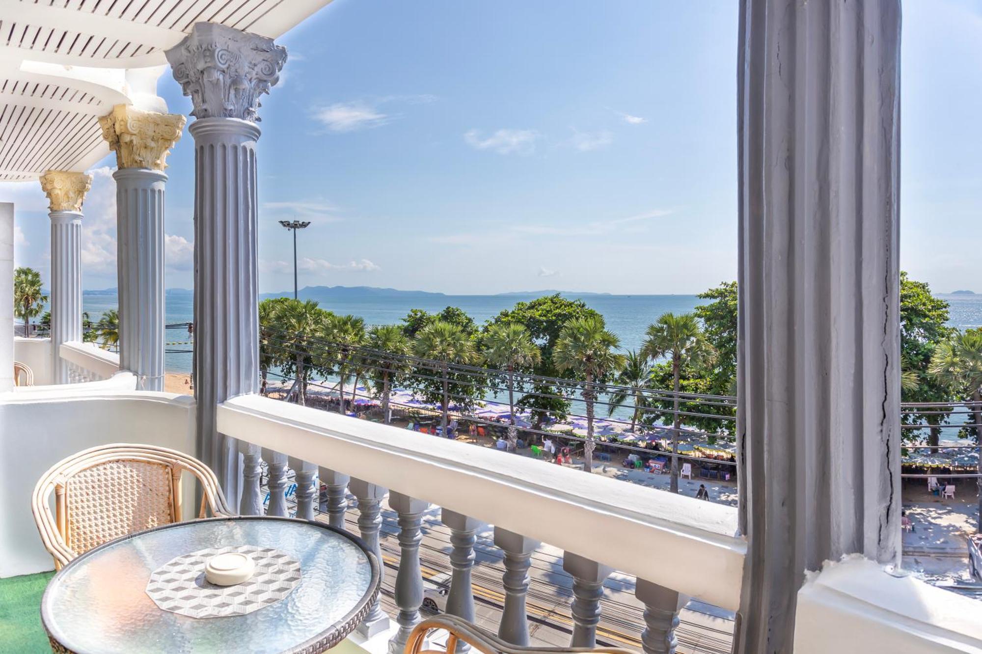 Happy Vikings - Beachfront Jomtien Exterior foto
