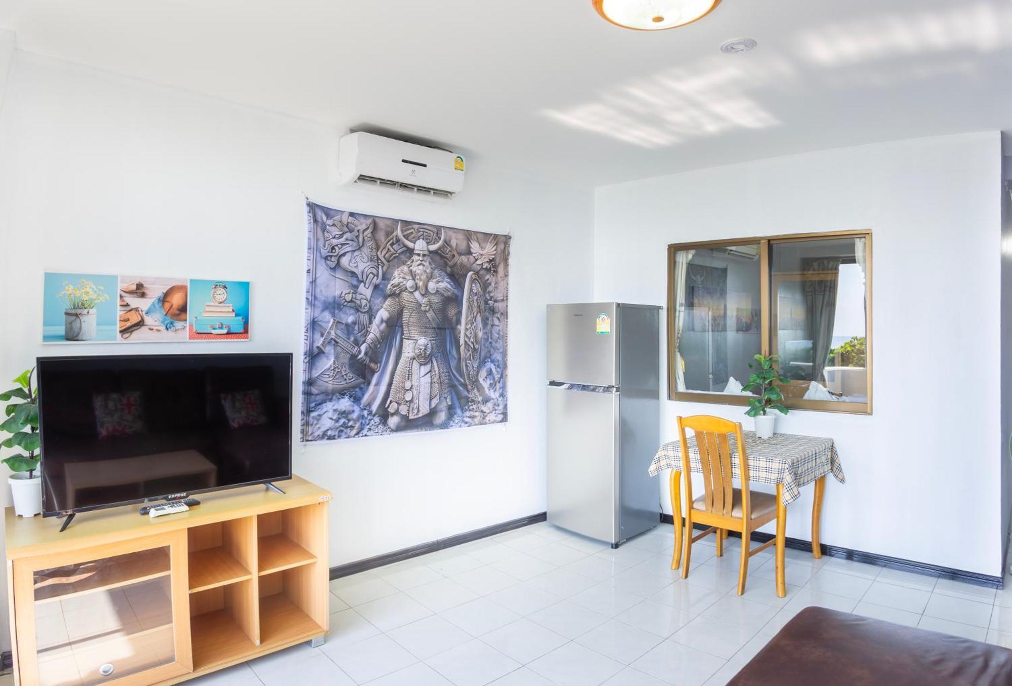 Happy Vikings - Beachfront Jomtien Exterior foto